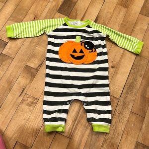 Mudpie 0-6 month Halloween appliqué pumpkin romper